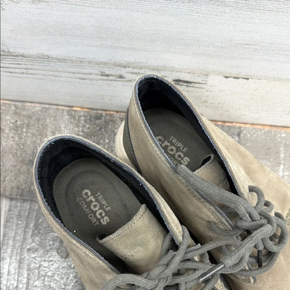Crocs Kinsale Chukka Boots Mens Size 12 Suede Beige Lace Up Casual Ankle Shoes